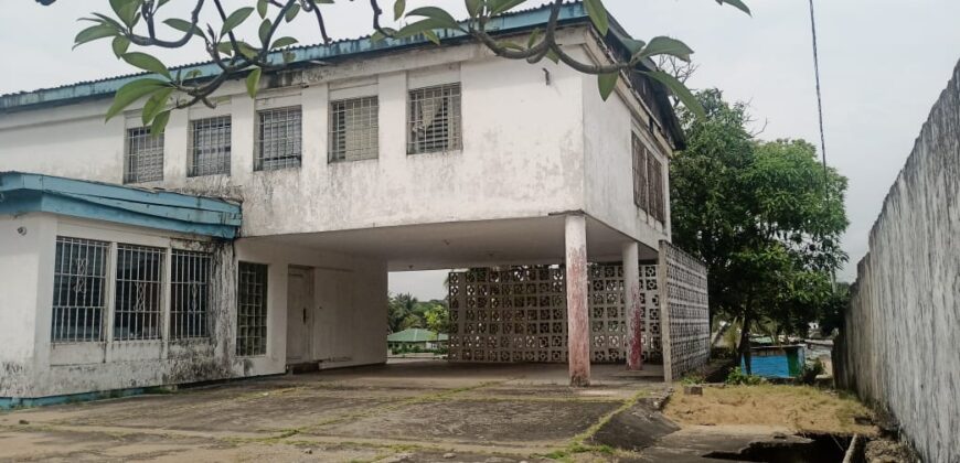 A Perfect Home in the Old Road Area