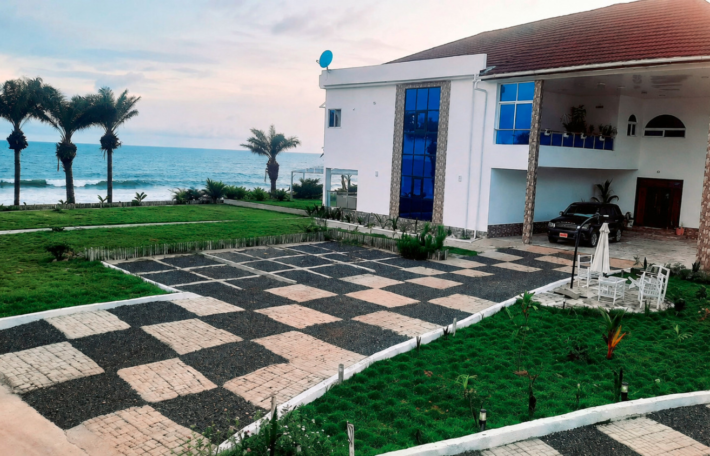 Luxury Beachfront Mansion in Lower Marbigi $590K or Lease for $1K/Month Long Term.
