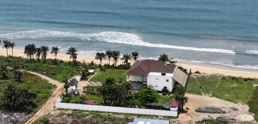 Luxury Beachfront Mansion in Lower Marbigi $590K or Lease for $1K/Month Long Term.